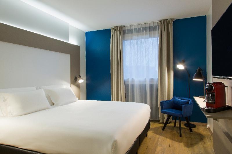 Hotel Roi Soleil Prestige Strasbourg Schiltigheim Esterno foto